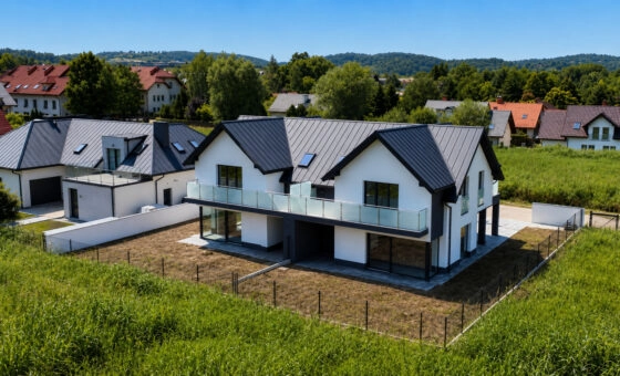 Dom w Modlniczce 4 sypialnie, duży podjazd, ogród