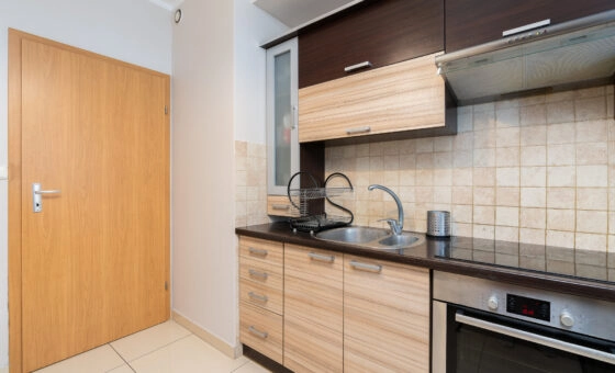 51,22 m² mieszkania + 4,92 m² komórki + ok. 20 m²