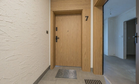 3 pokoje| balkon| blisko SKM| kameralny budynek