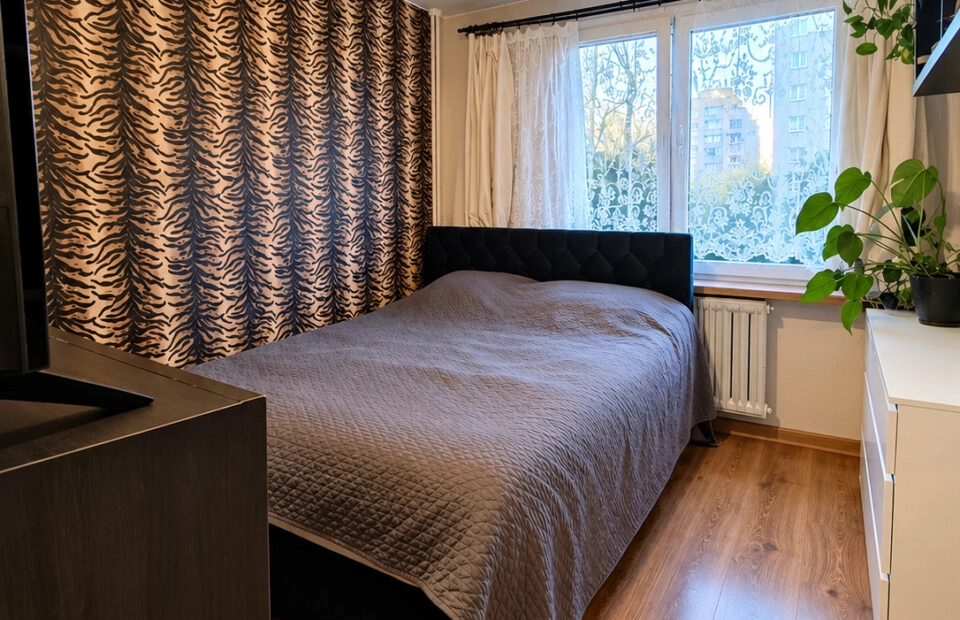 54,9 m2 3 duże pokoje + loggia super komunikacja