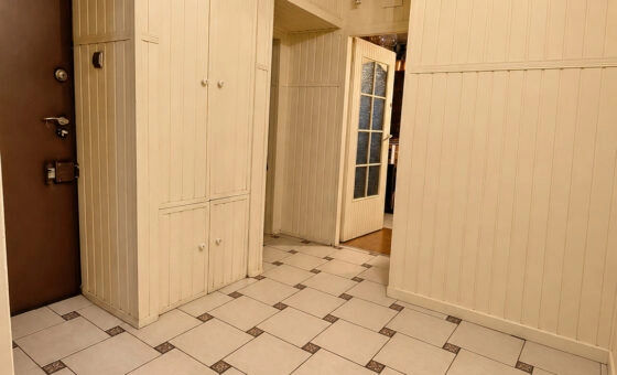 54,9 m2 3 duże pokoje + loggia super komunikacja