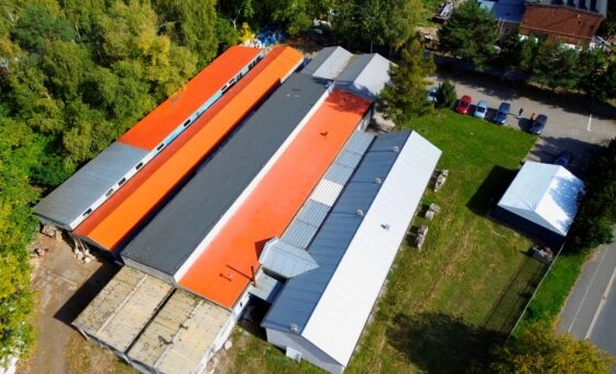 Hale produkcyjno - magazynowe z biurami / KONIN
