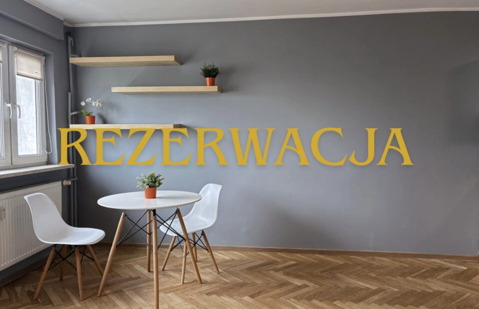 Kawalerka w centrum | ostatnie piętro