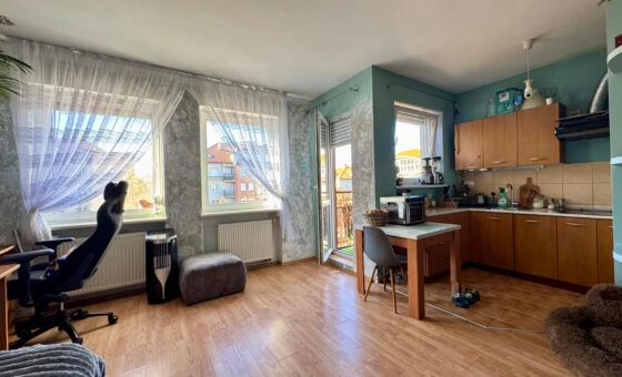 kawalerka 28,80m2, balkon, do wprowadzenia