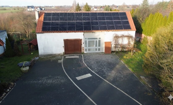 Dom z budynkiem gospodarczym | Wola Łaszczowa