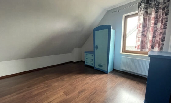 Piękny dom w malowniczej okolicy