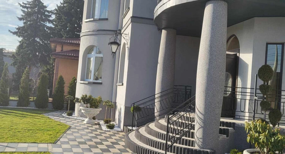 Sprzedam prestiżową rezydencję