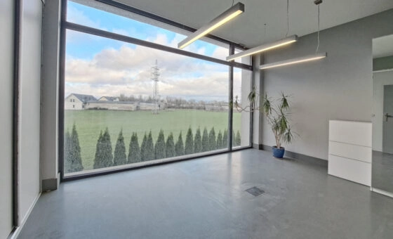 przestronne biuro w spokojnej lokalizacji