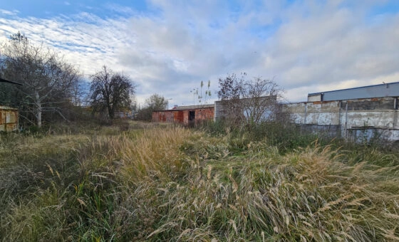 Sprzedam działkę inwestycyjną z dużym potencjałem