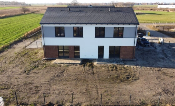 Dom z ogrodem w zabudowie bliźniaczej Gniezno