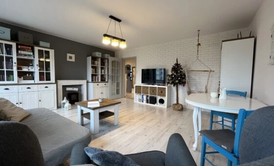 Duże 3-pokojowe mieszkanie z jasnym salonem