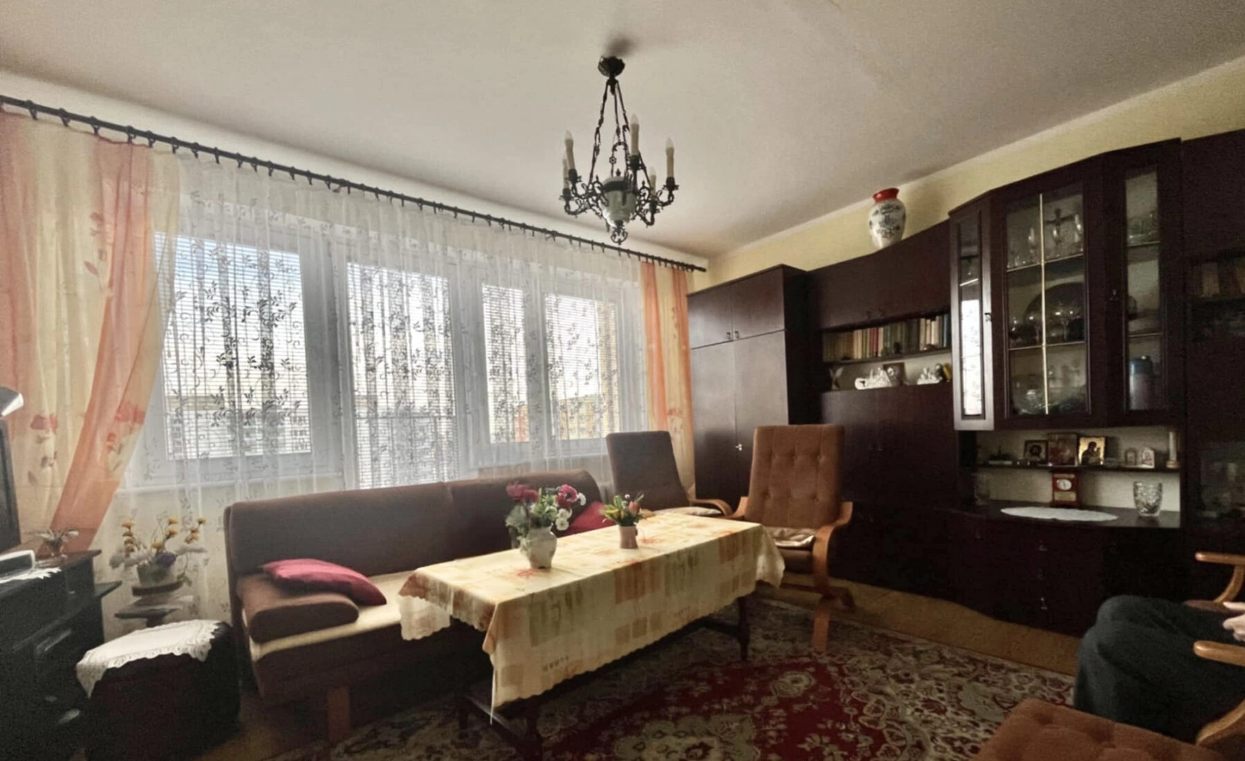 Mieszkanie z potencjałem- do remontu/najmu