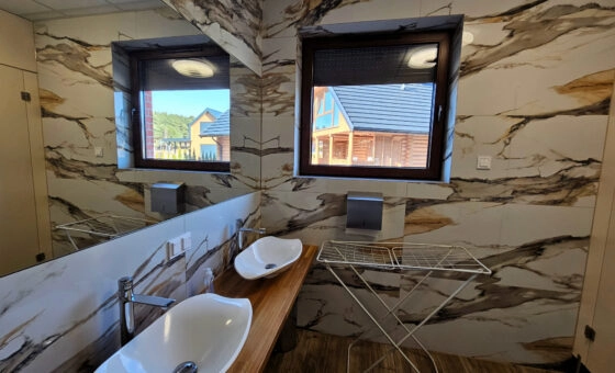 Restauracja & Pokoje "Zatoka"–Stanisławowo, Ślesin