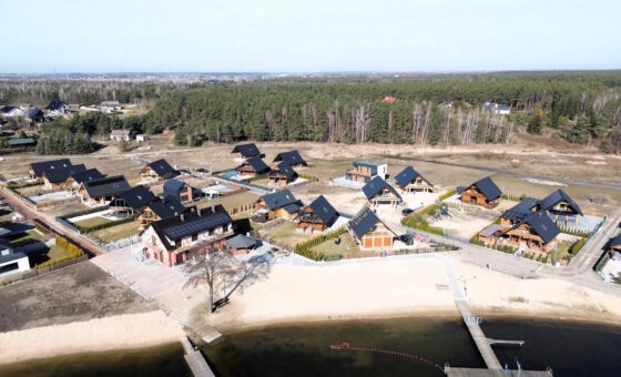 Wyjątkowa działka z linią brzegową nad Jeziorem Śl