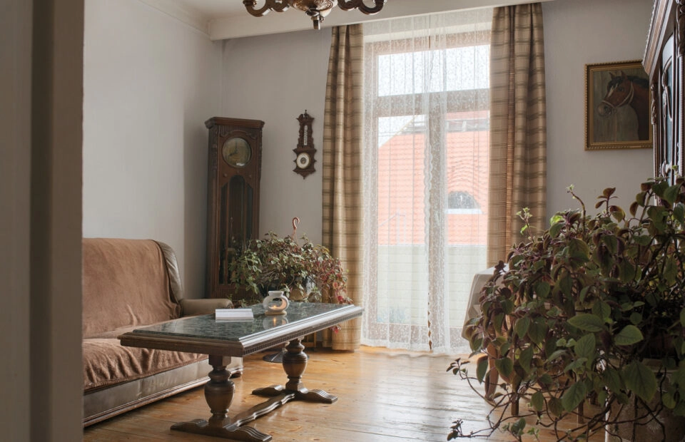 murowany garaż w cenie/ obok park/ cisza i spokój