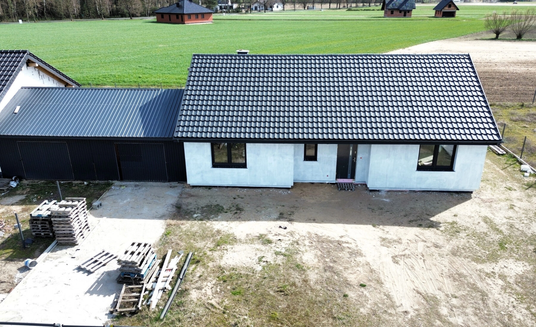 Dom jednorodzinny - Stan surowy zamknięty