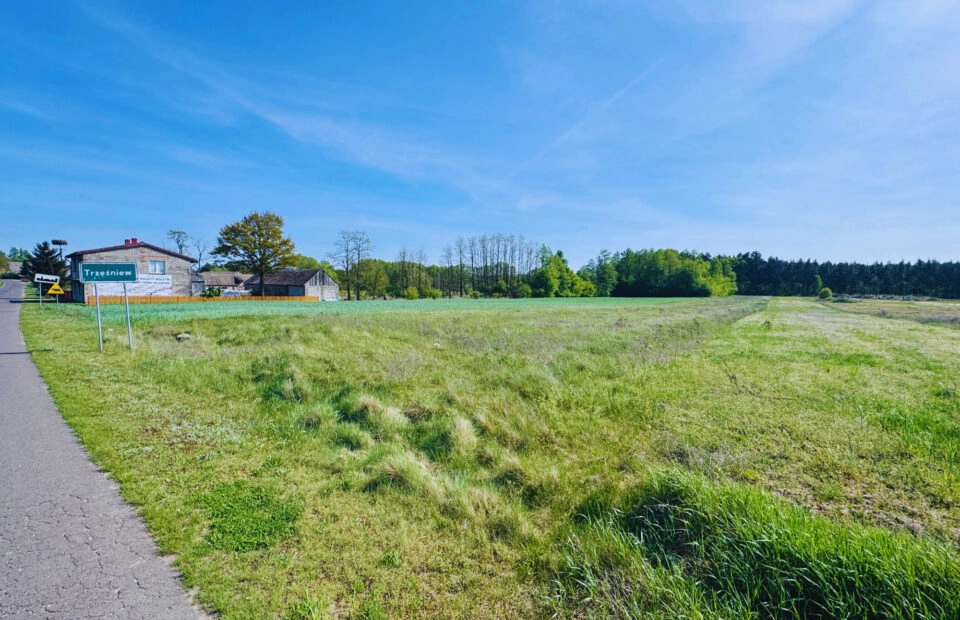 Na sprzedaż działka budowlana–Waki, gm. Kościelec