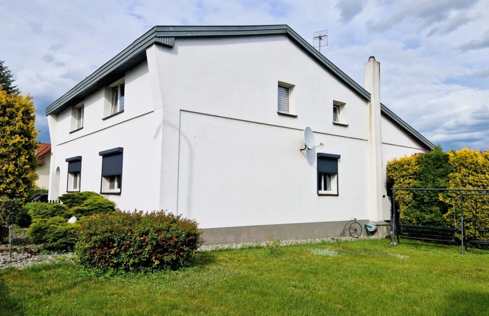 Wolnostojący dom w Słupcy z potencjałem