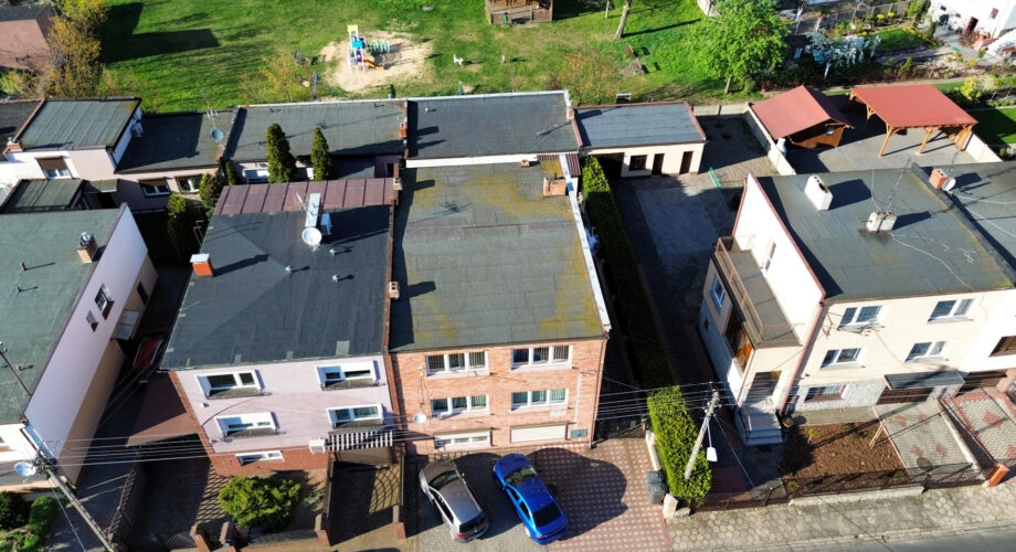 Dom z potencjałem inwestycyjnym – Osiedle XXXlecia