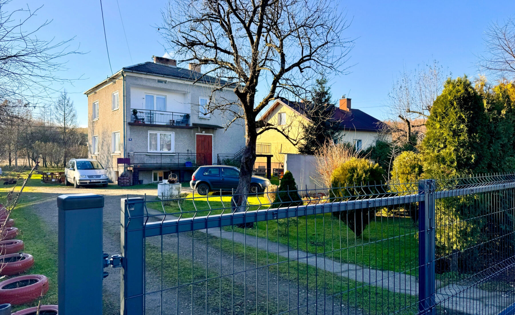 Dom z możliwością podziału na dwa mieszkania