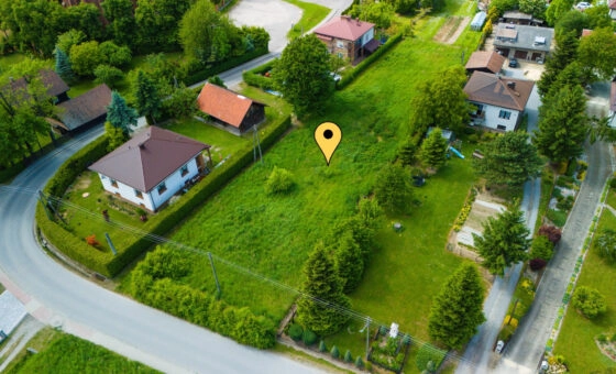 Działka budowlana w centrum Odrzykonia - 20 arów