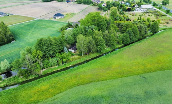 Działka rolno-budowlana 32 ary z domkiem i sadem