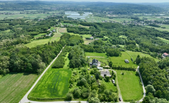 Widokowa działka w Ujeździe