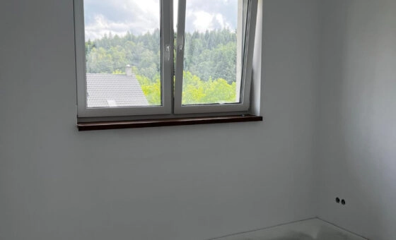 Brzeźnica -dom bliźniaczy 170 m² w leśnym zaciszu