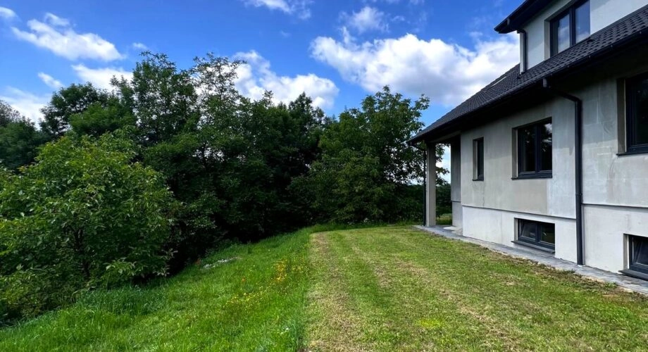 Bliźniak  170 m² – działka 7,25 ara w zaciszu lasu