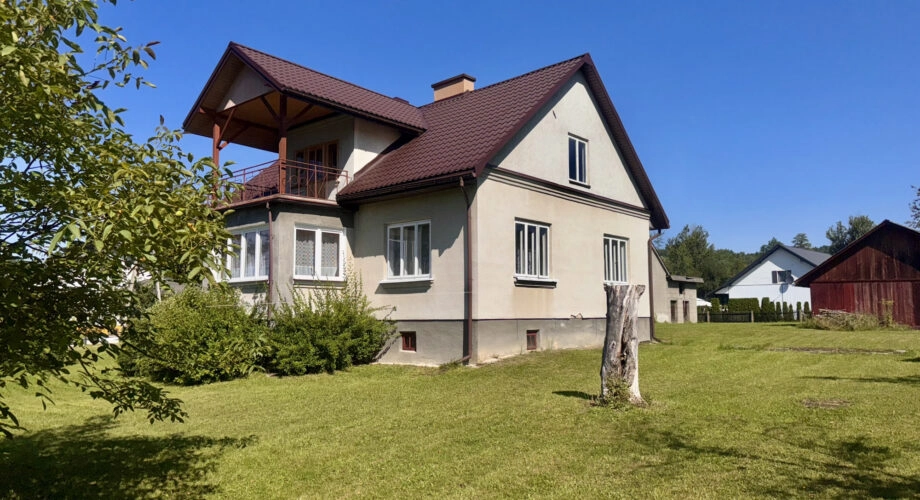 Dom jednorodzinny w Malinówce, powiat brzozowski