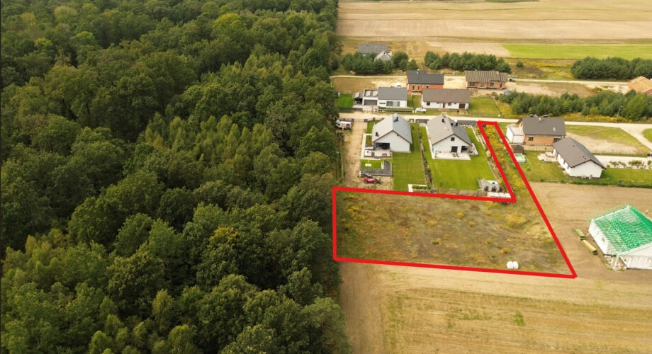 Działka budowlana przy lesie – Osiniec