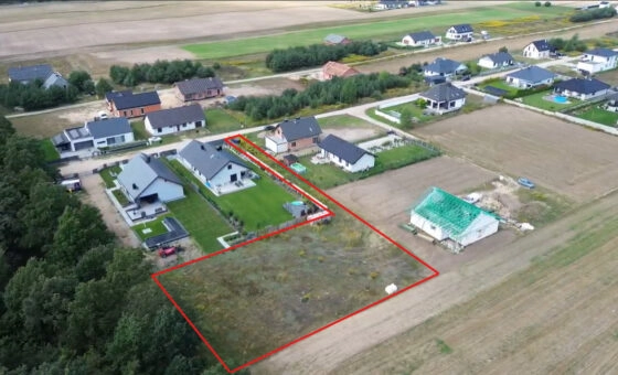 Działka budowlana przy lesie – Osiniec