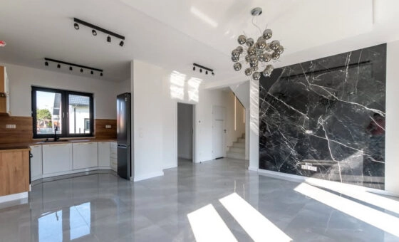 Do zamieszkania dom w Staniątkach obok Krakowa