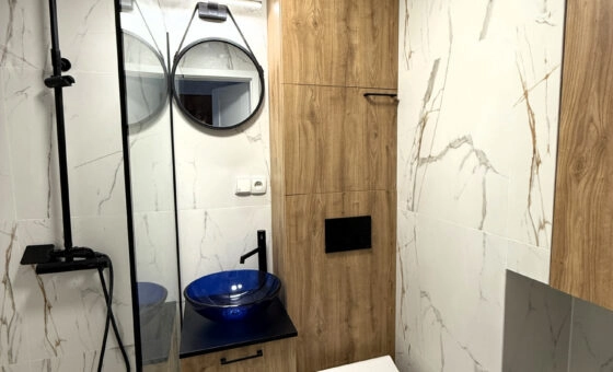 Mieszkanie 37,6m na sprzedaż ul.11 Listopada 18