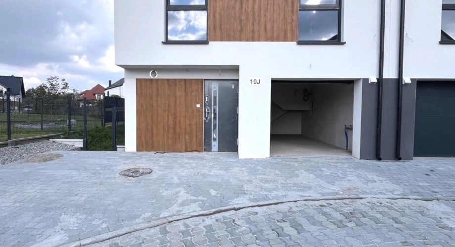 Kraków nowy dom z ogródkiem