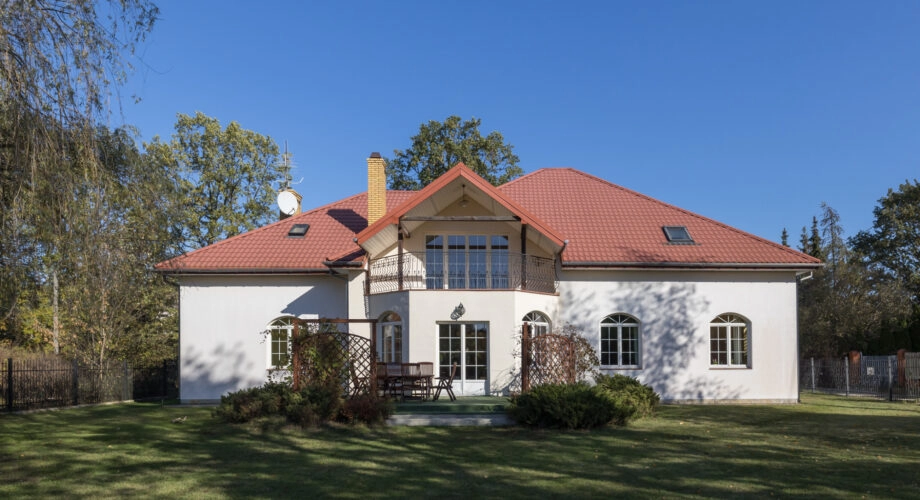 Salon z kuchnią, 8 sypialni, 443,70m2, garaż!