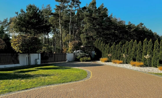 Dom wolnostojący na sprzedaż w Żerominie