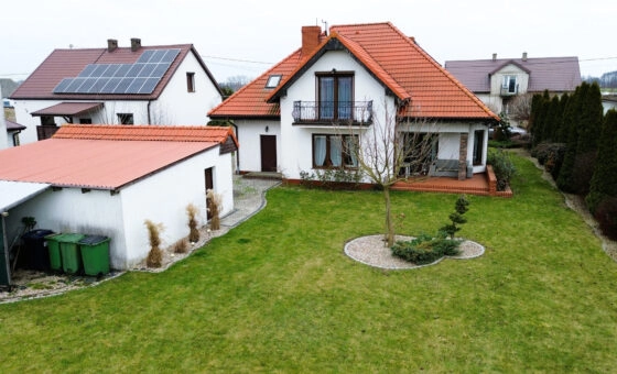 Dom + budynek garażowy  | Pokoje k. Słupcy