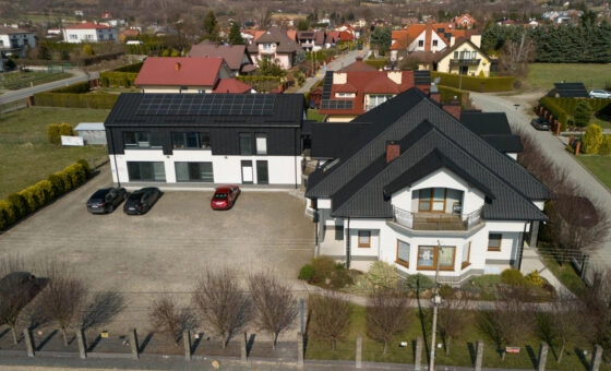 Dom z lokalem usługowym w Korczynie