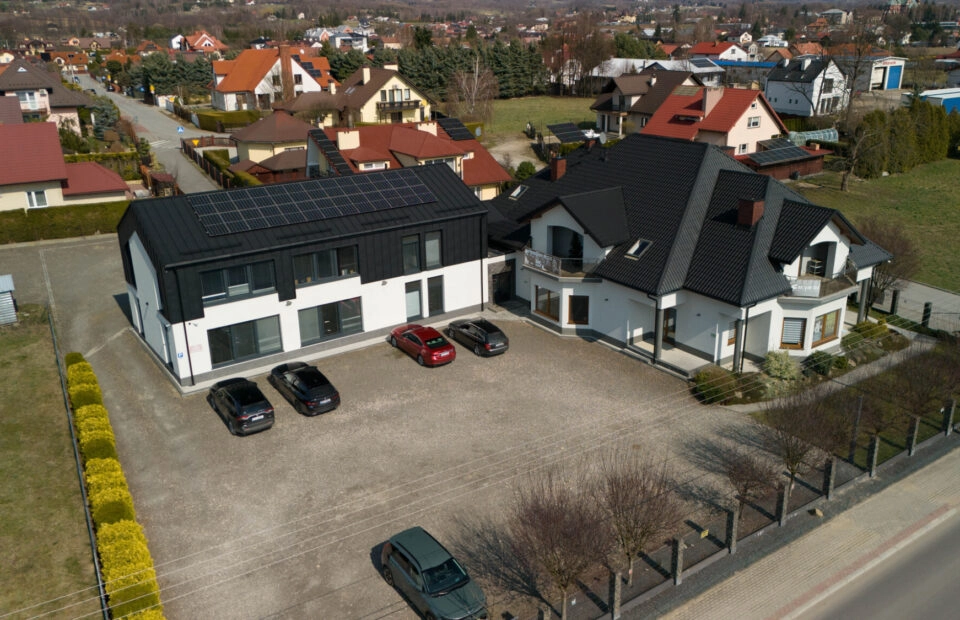 Dom z lokalem usługowym w Korczynie