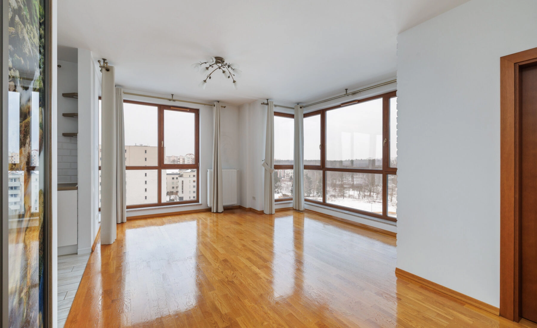 2 pokoje + balkon + miejsce parkingowe + komórka