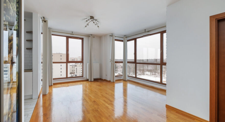 2 pokoje + balkon + miejsce parkingowe + komórka