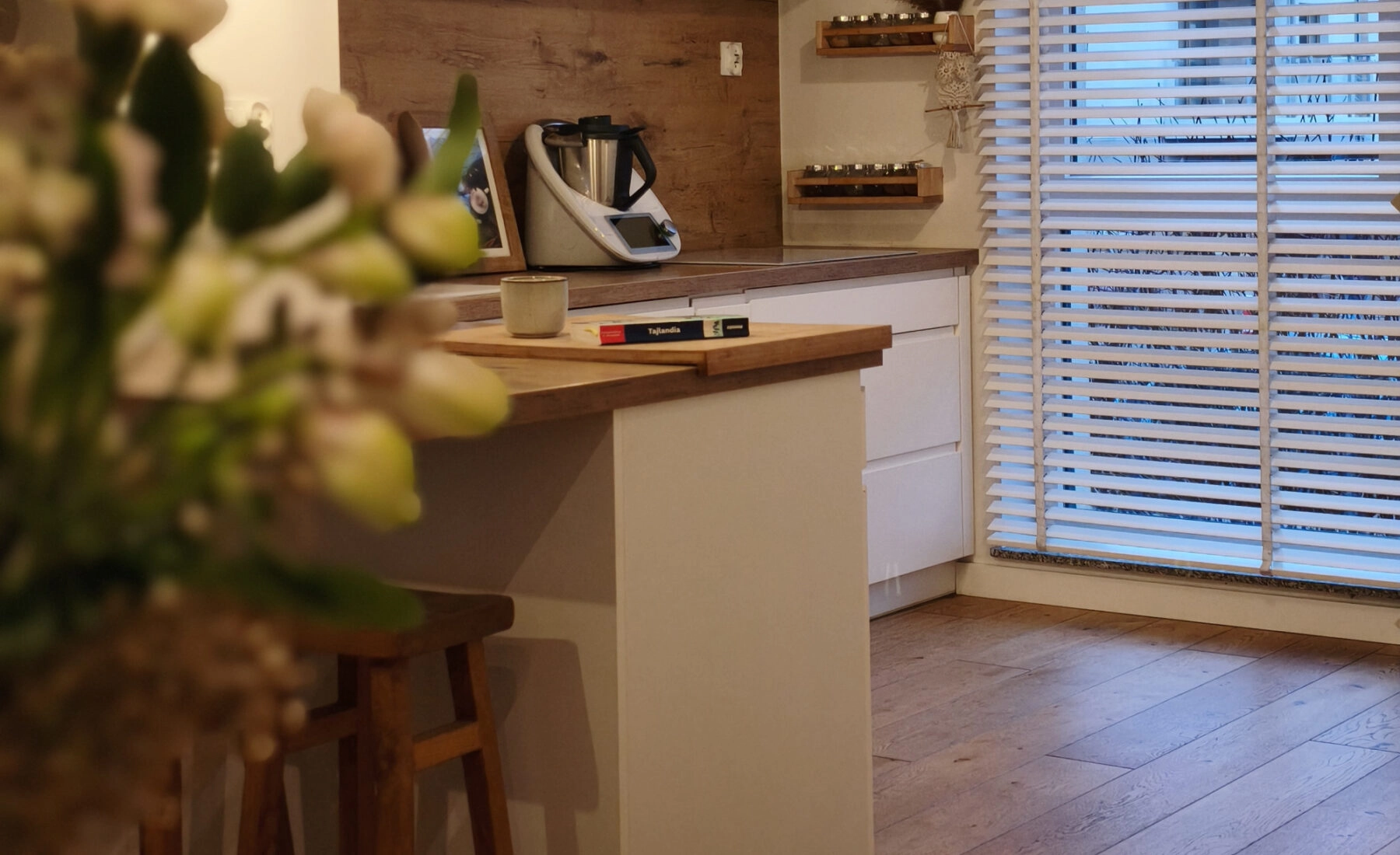 2 pokoje | 49 m² | ogródek 30 m² | garaż |