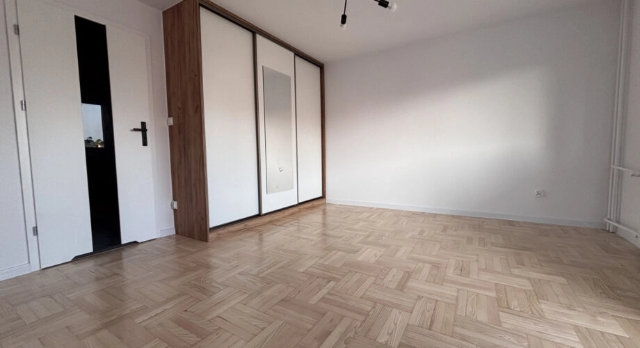 WYNAJEM POKÓJ - z wyjściem na balkon