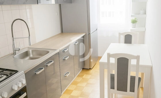 Jasne 2 pokojowe. Oddzielna kuchnia. Prądnik Biały