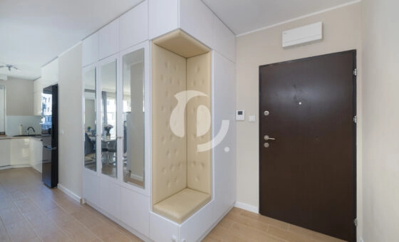 3 pokoje na osiedlu Neptun • Balkon • Garaż