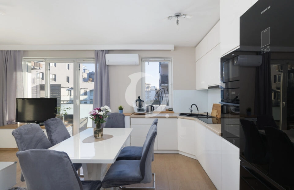 3 pokoje na osiedlu Neptun • Balkon • Garaż