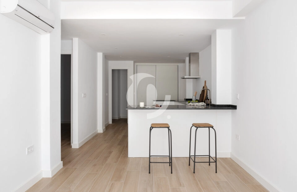 Malaga, Costa del Sol apartament 94 m2 po remoncie