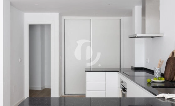 Malaga, Costa del Sol apartament 94 m2 po remoncie