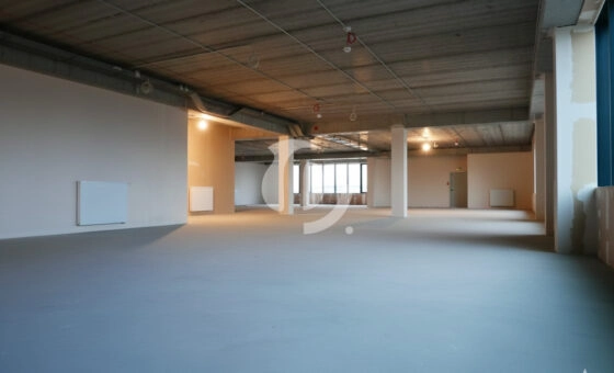 Lokal usługowy 1200m2 - Kraków, nowy budynek